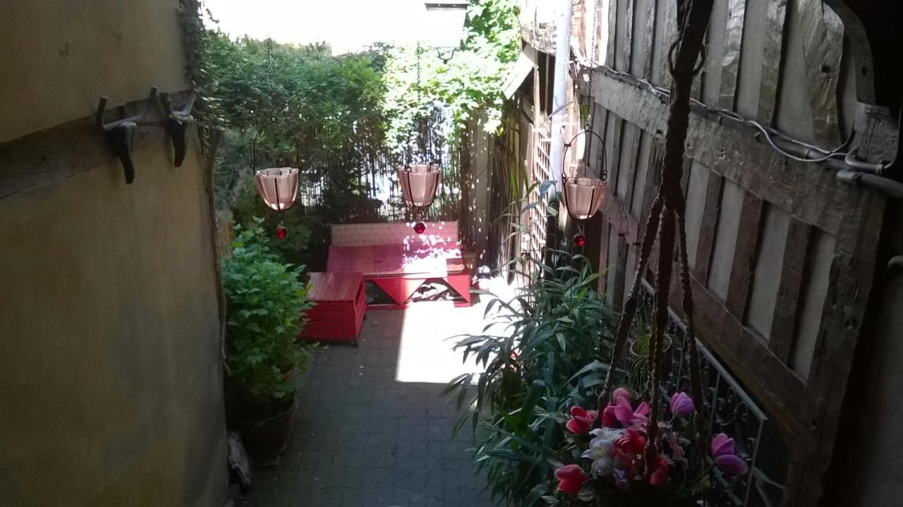 Appartement Charmant A Troyes Avec Jardin Cloture 50 M² Exterior foto